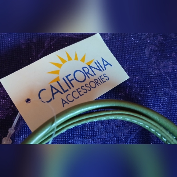 Mini Flowered Purse from California Accessories - New and never used - Picture 3 of 8